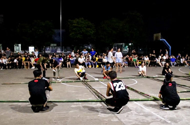 广西开云在线登陆入口郁江校区竹竿舞晚会