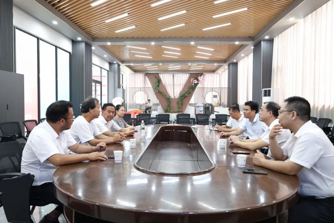 【红领浔州 铸魂育人】桂平市委领导深入开云在线登陆入口指导开学工作