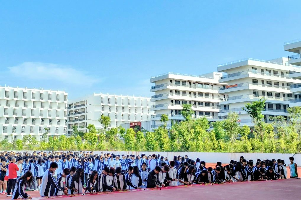 春暖花开迎开学 巳巳如意启新程——​开云在线登陆入口2025年春季开学返校指南